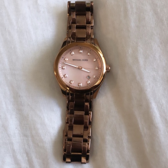 Rose Gold Michael Kors Watch!! - Picture 3 of 4